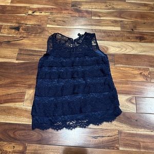 Ann Taylor size small blue sleeveless lace lined tank